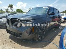 BMW XM