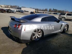 2009 Nissan GT-R #3