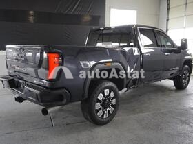 2024 GMC Sierra 3500HD #3